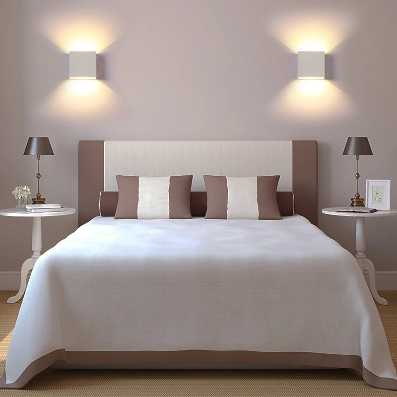 Funda Wall Light